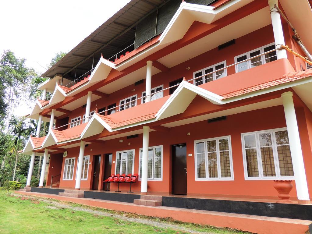 Sunbird Garden Resort Krishnagiri Eksteriør bilde
